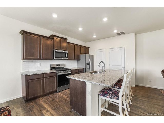 10380 Castor Dr, Colorado Springs, CO 80925