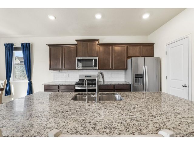 10380 Castor Dr, Colorado Springs, CO 80925