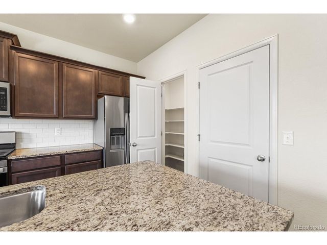 10380 Castor Dr, Colorado Springs, CO 80925