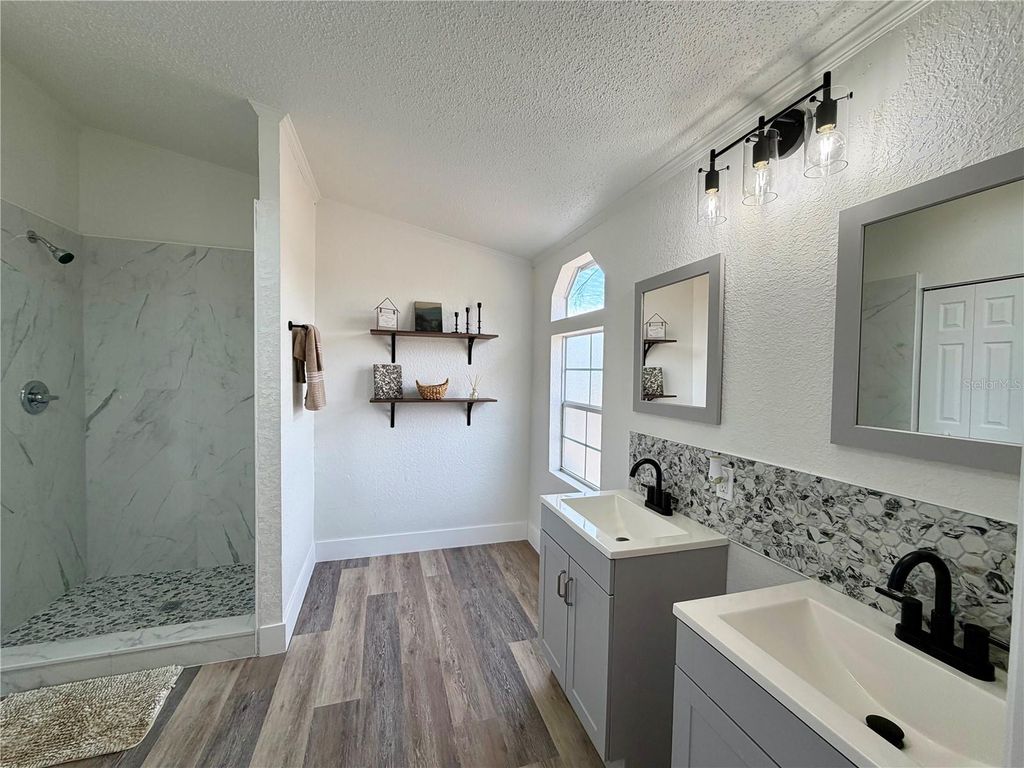 Image 14 of property listing at 2222 SE 150TH STREET, Summerfield, FL 34491