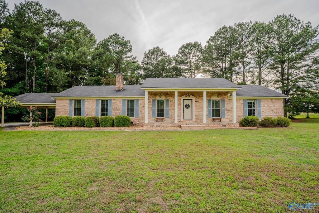 1607 County Road 227, Moulton, AL 35650