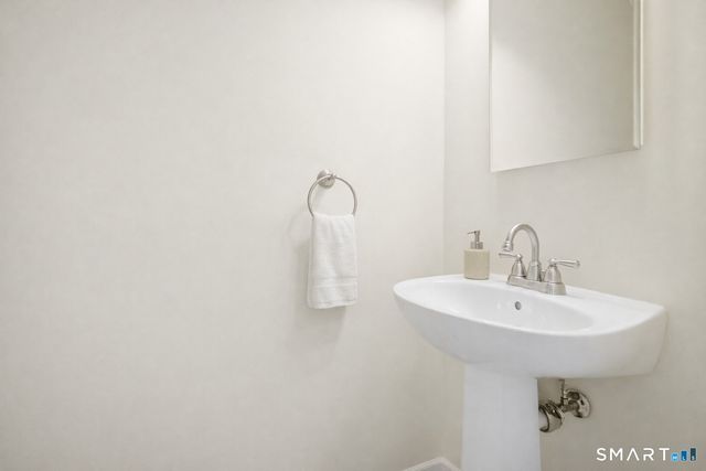 95 Intervale Road 46, Stamford, CT 06905