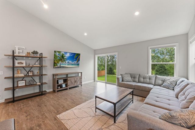 13800 Anderson Drive, Rosemount, MN 55068