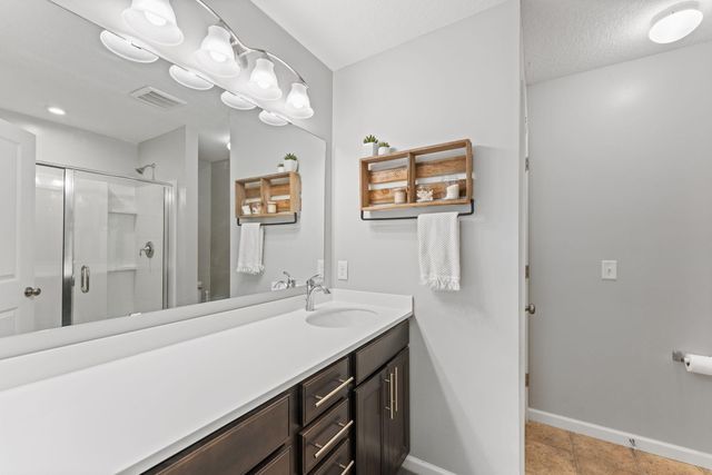 13800 Anderson Drive, Rosemount, MN 55068