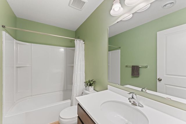 13800 Anderson Drive, Rosemount, MN 55068