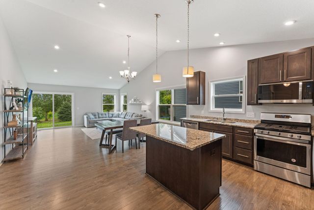13800 Anderson Drive, Rosemount, MN 55068