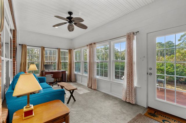 1406 Jasmine Ln., Murrells Inlet, SC 29576