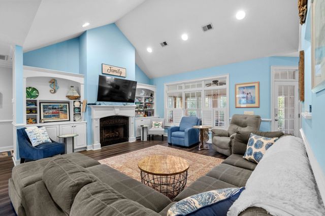 1406 Jasmine Ln., Murrells Inlet, SC 29576