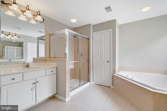 4175 BELL RIDGE CT, Chantilly, VA 20151