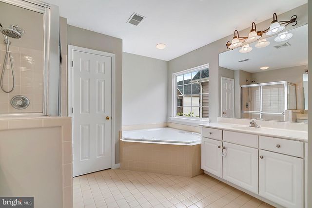 4175 BELL RIDGE CT, Chantilly, VA 20151