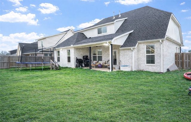 1441 Padova Avenue, Tontitown, AR 72762