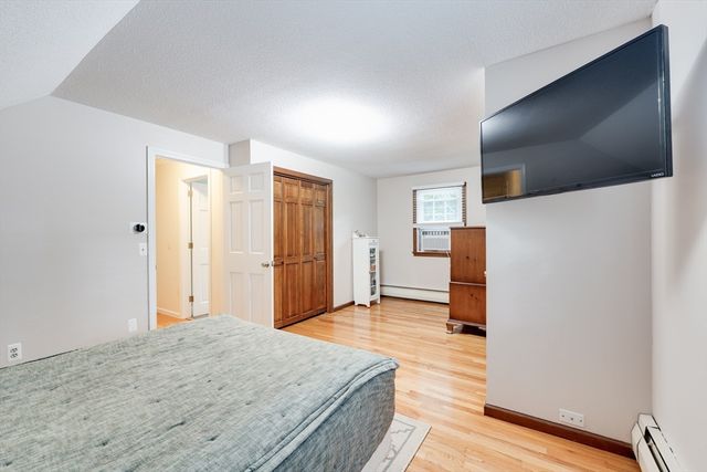 9 Branch Rd, Wilbraham, MA 01095