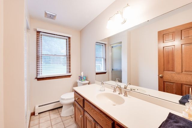 9 Branch Rd, Wilbraham, MA 01095