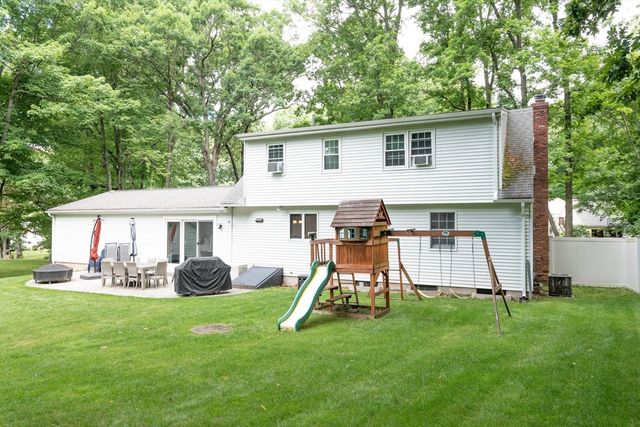 9 Branch Rd, Wilbraham, MA 01095