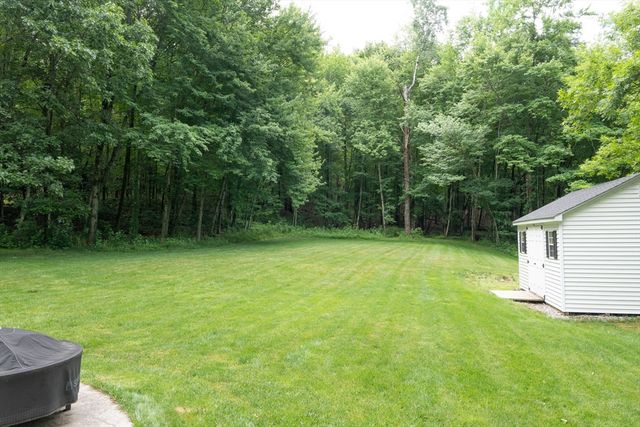 9 Branch Rd, Wilbraham, MA 01095