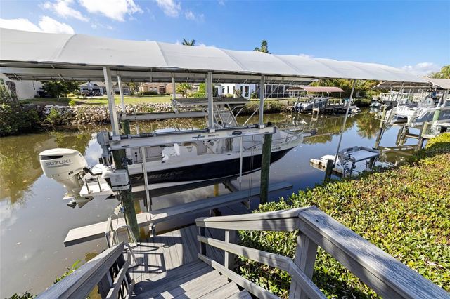 3624 5TH AVENUE NE, Bradenton, FL 34208