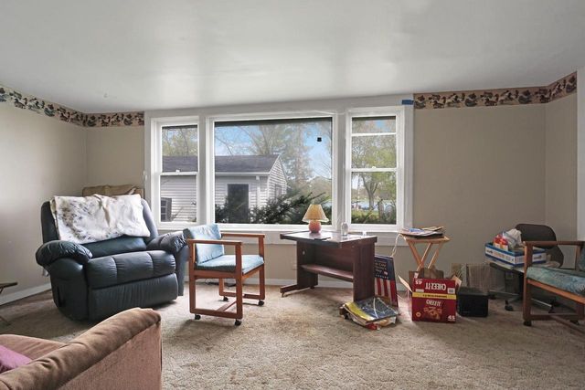 W179 W Lakeshore DRIVE, Burlington, WI 53105