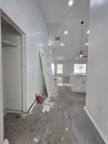 18 HEMLOCK RADIAL TRAIL, Ocala, FL 34472