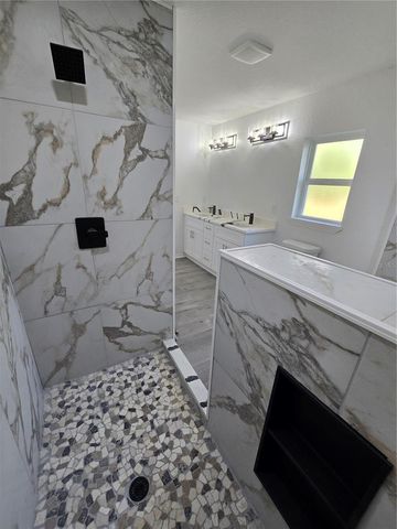 18 HEMLOCK RADIAL TRAIL, Ocala, FL 34472