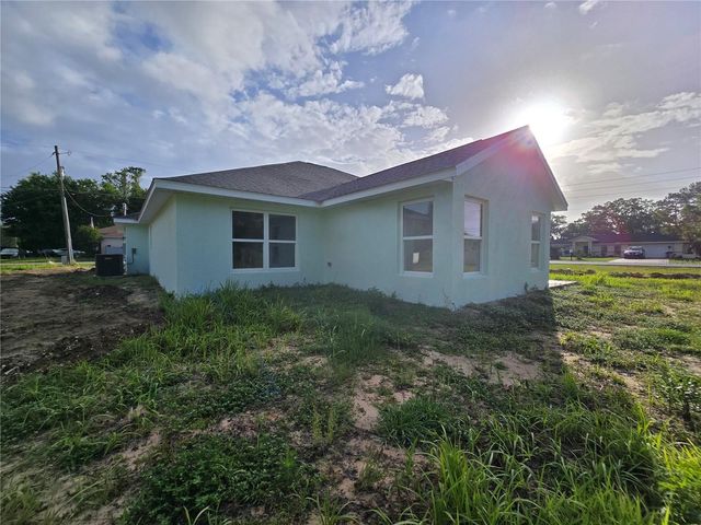 18 HEMLOCK RADIAL TRAIL, Ocala, FL 34472