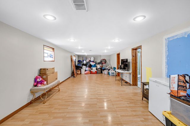 380 Bensley Avenue, Calumet City, IL 60409