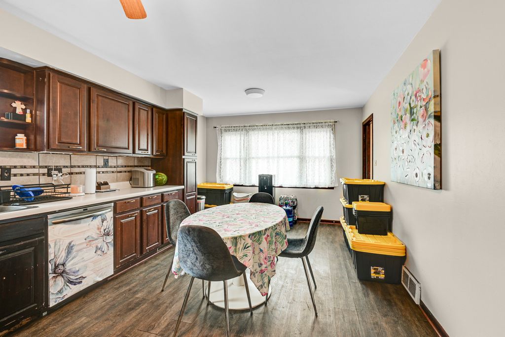 380 Bensley Avenue, Calumet City, IL 60409 — photo 4