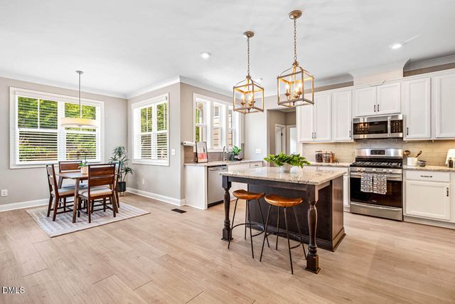 558 Boulder Point Drive, Chapel Hill, NC 27516