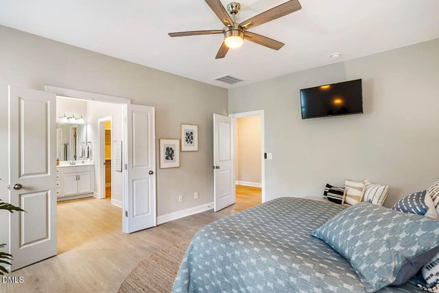 558 Boulder Point Drive, Chapel Hill, NC 27516