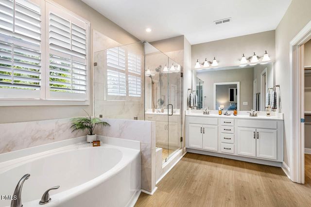 558 Boulder Point Drive, Chapel Hill, NC 27516