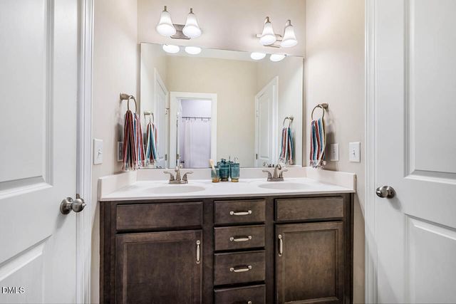 558 Boulder Point Drive, Chapel Hill, NC 27516