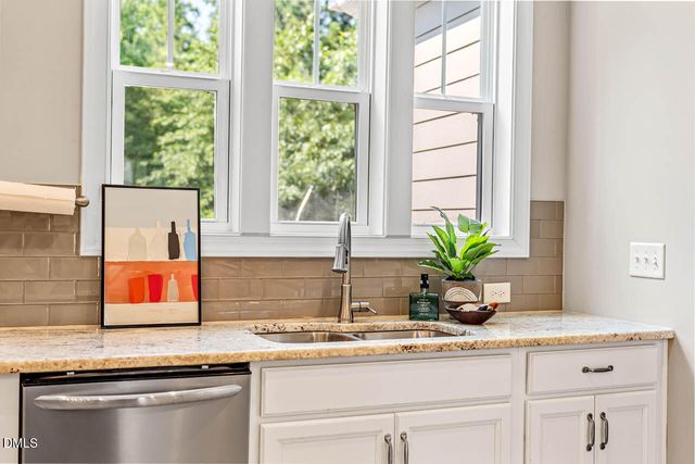 558 Boulder Point Drive, Chapel Hill, NC 27516