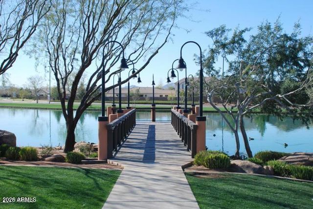 3898 S Stallion Drive, Gilbert, AZ 85297