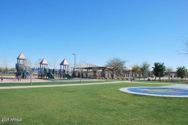 3898 S Stallion Drive, Gilbert, AZ 85297