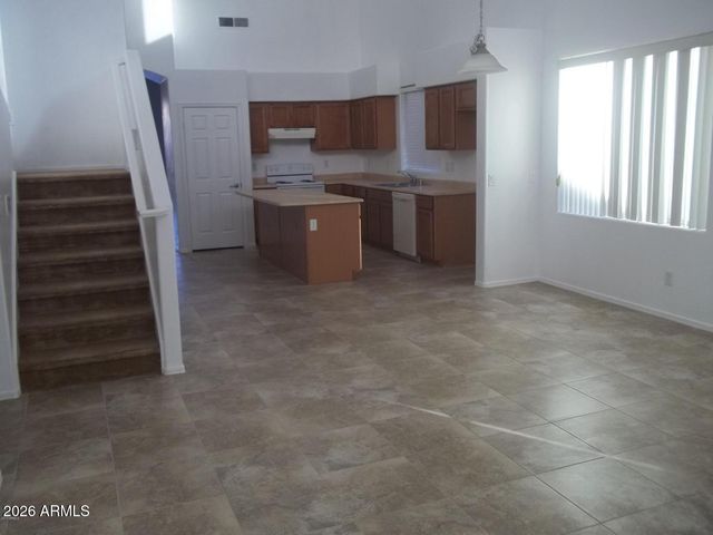 3898 S Stallion Drive, Gilbert, AZ 85297