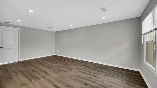 309 Michigami Trail, Porter, IN 46304