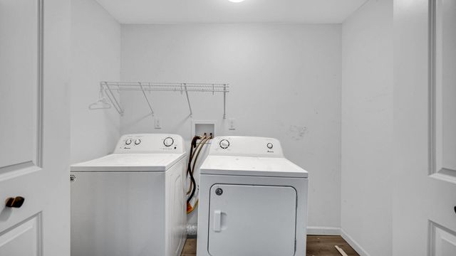 309 Michigami Trail, Porter, IN 46304