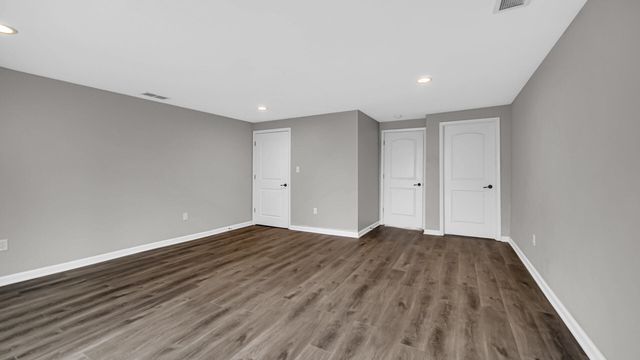 309 Michigami Trail, Porter, IN 46304