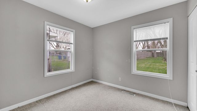 309 Michigami Trail, Porter, IN 46304