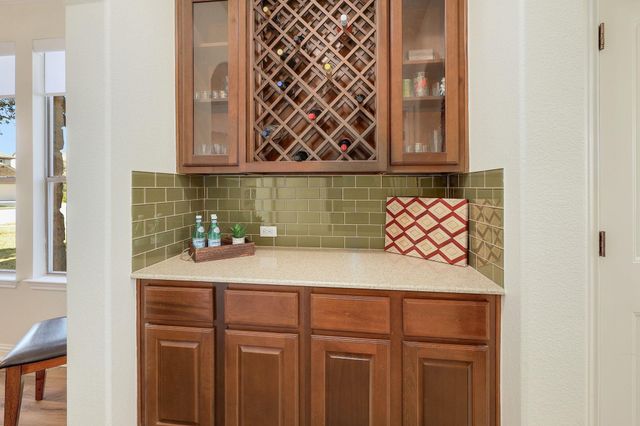 201 Atlanta Park DR, Georgetown, TX 78628