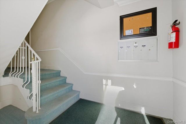 75 Maine Avenue B-1, Rockville Centre, NY 11570