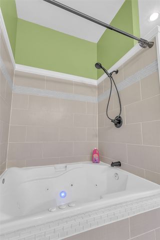 4023 Heavenly Way, Heartland, TX 75126