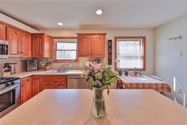 1222 North Rocky Mountain Drive, Chestnuthill Twp, PA 18330