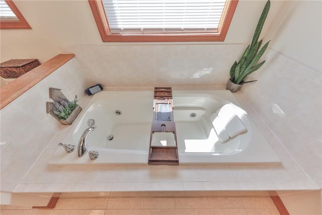 1222 North Rocky Mountain Drive, Chestnuthill Twp, PA 18330