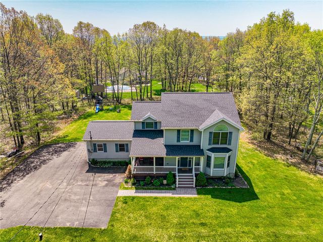 1222 North Rocky Mountain Drive, Chestnuthill Twp, PA 18330