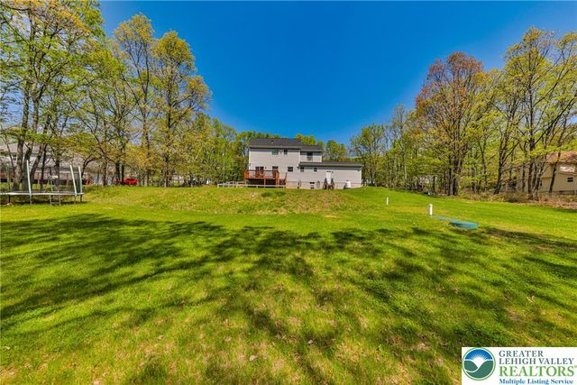1222 North Rocky Mountain Drive, Chestnuthill Twp, PA 18330