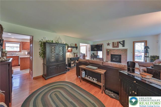 1222 North Rocky Mountain Drive, Chestnuthill Twp, PA 18330