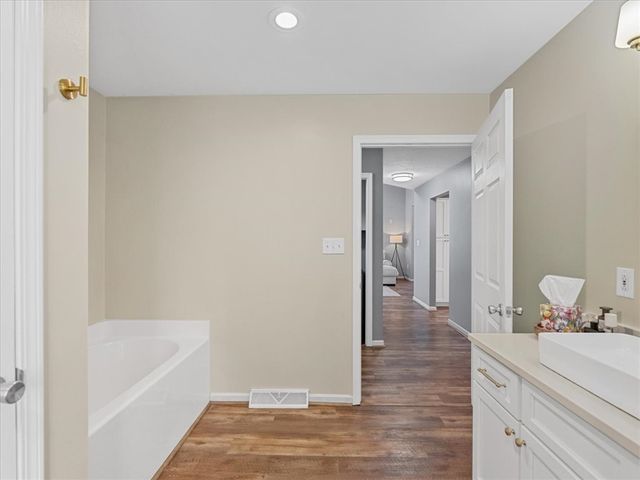 3369 Brodhead Rd, Center Twp, PA 15001