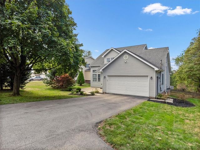 3369 Brodhead Rd, Center Twp, PA 15001