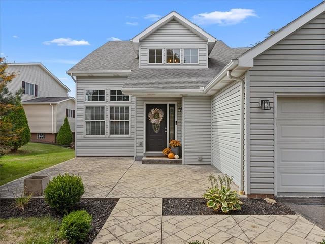 3369 Brodhead Rd, Center Twp, PA 15001