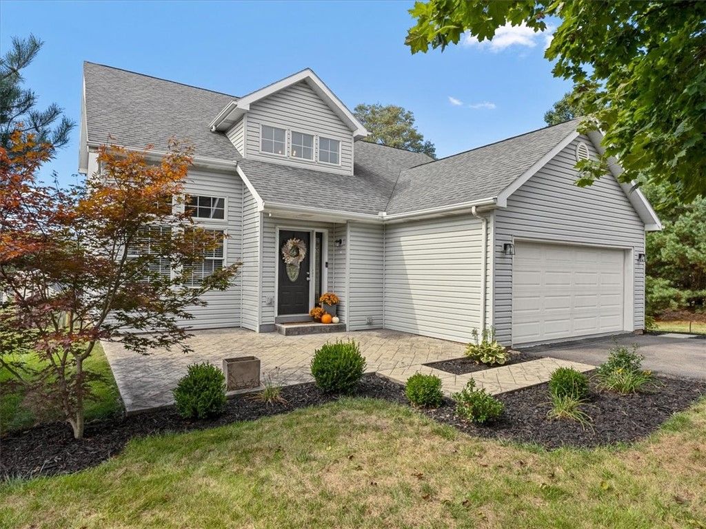 3369 Brodhead Rd, Center Twp, PA 15001